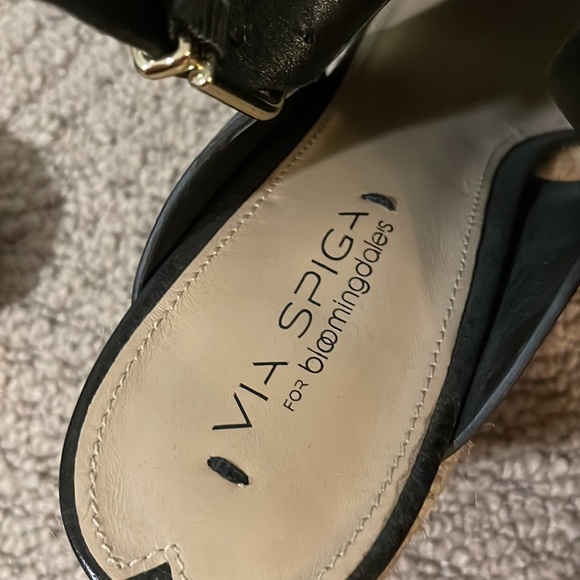 Via Spiga Rosette Open Toe Leather Wedge Sandal in black size 8.5 - Picture 7 of 7